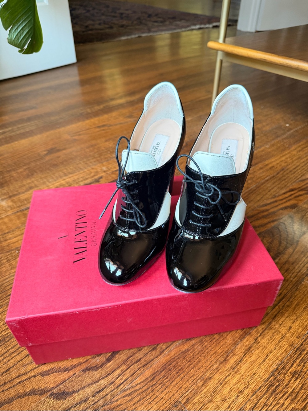 Valentino Black and White Patent Lace-Up Heeled Oxfords